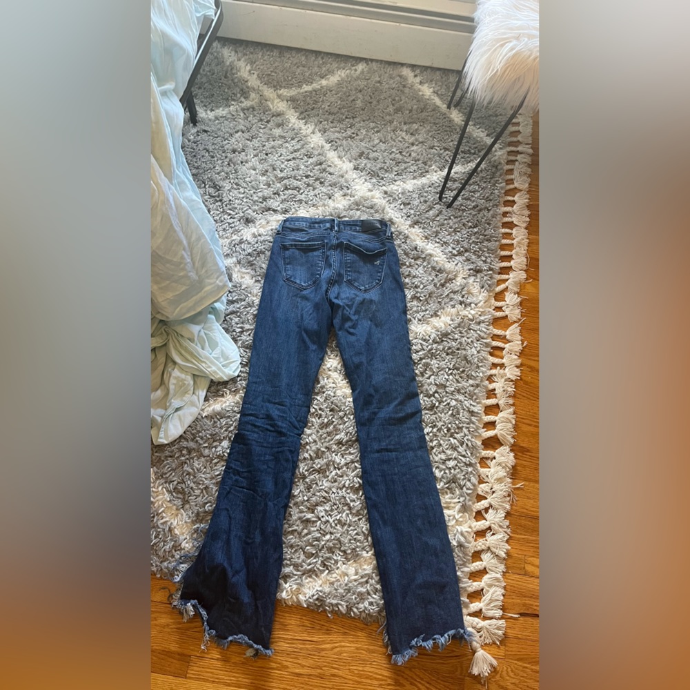 Hidden jeans - Picture 2 of 3
